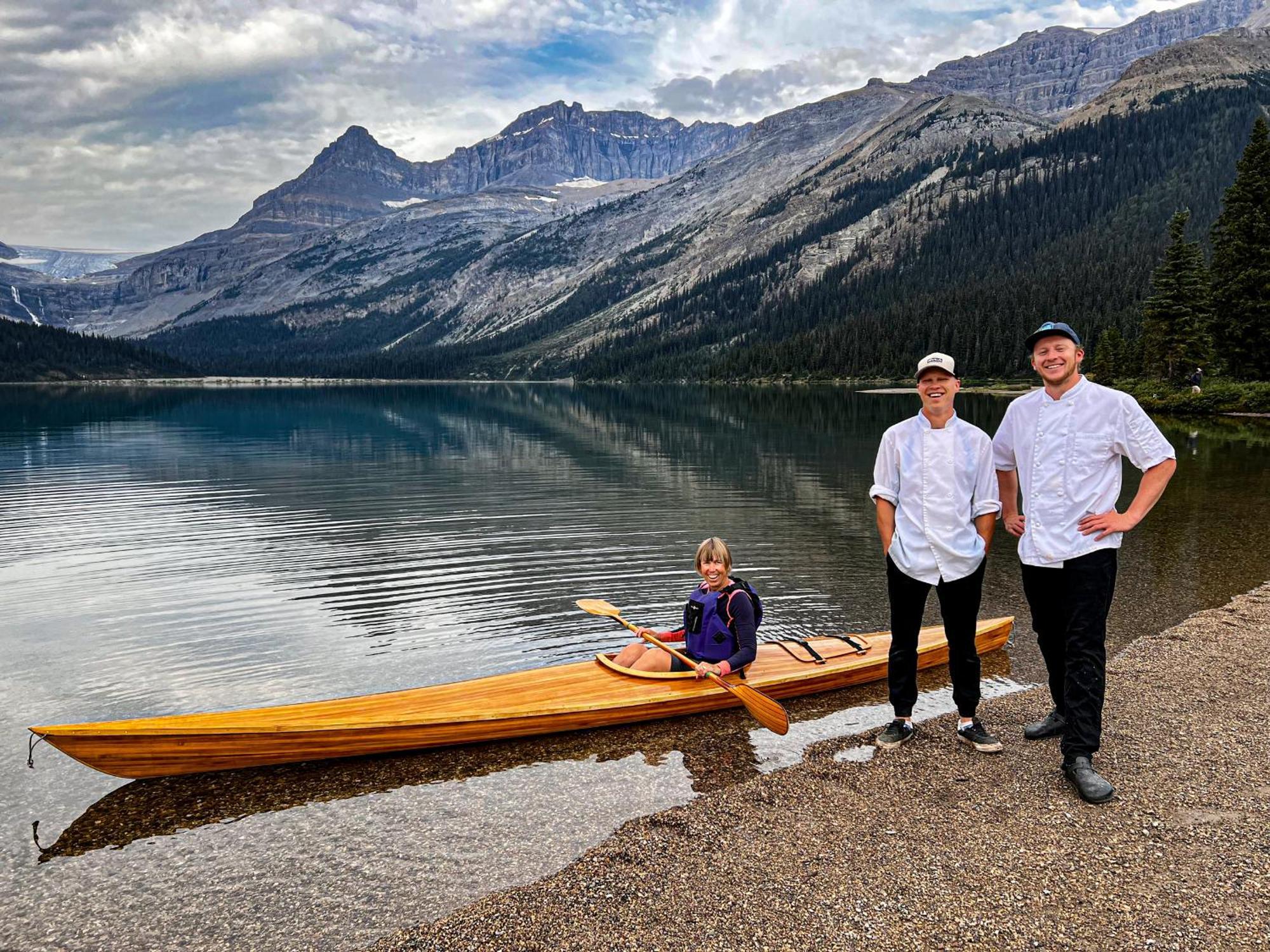 The Lodge At Bow Lake Lake Louise Exterior photo