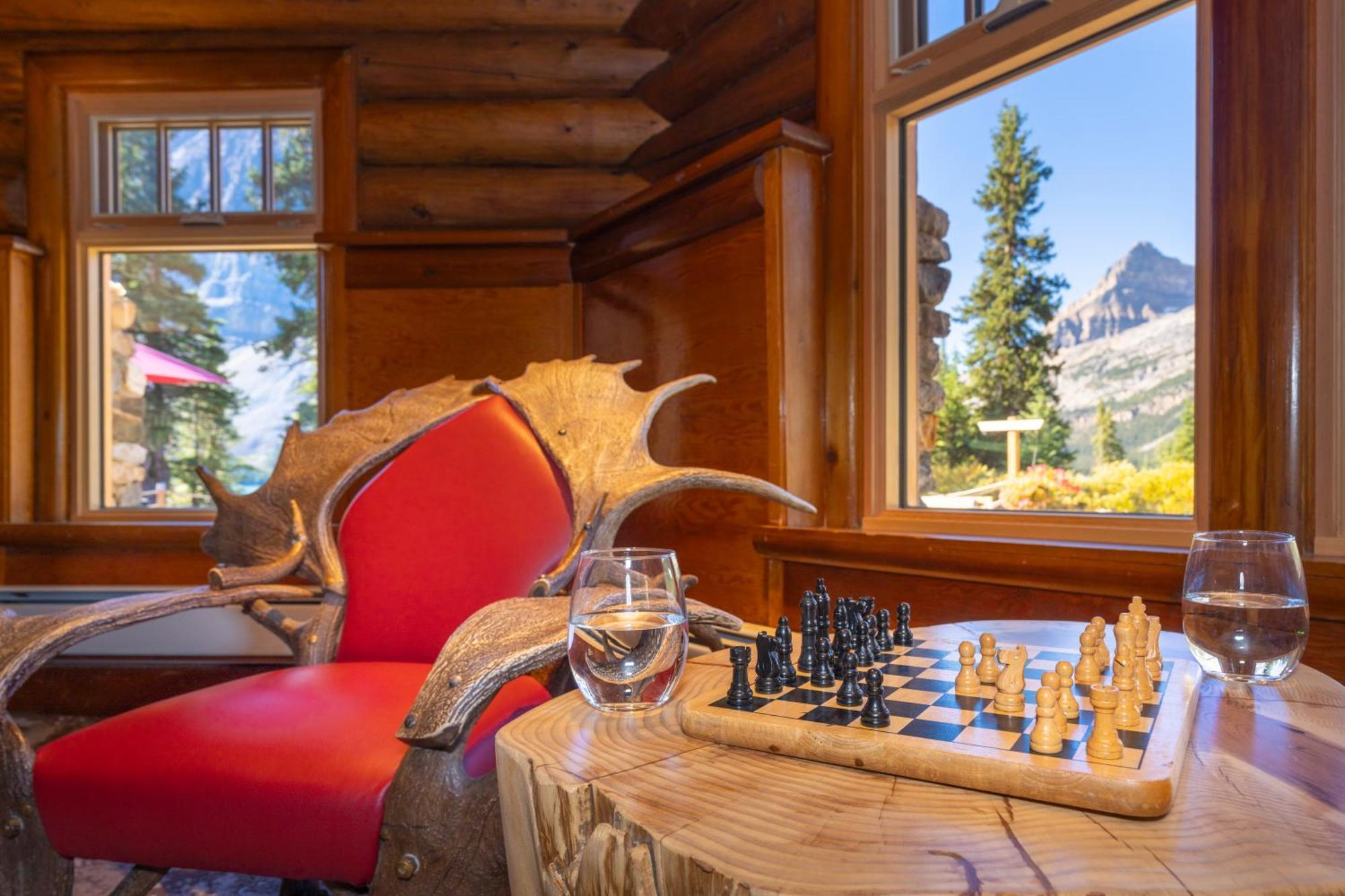 The Lodge At Bow Lake Lake Louise Exterior photo